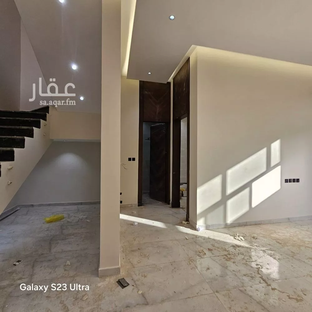 3 bedroom apartment in Al Qairawan 5