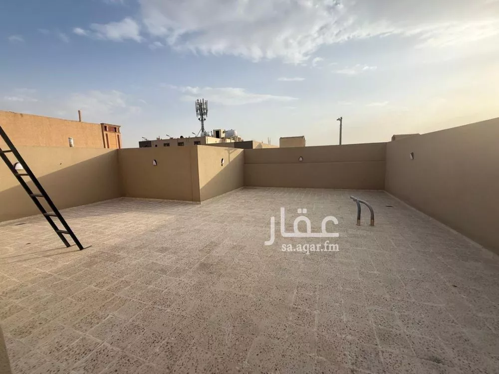 فيلا 6 غرف في ظهرة لبن 10