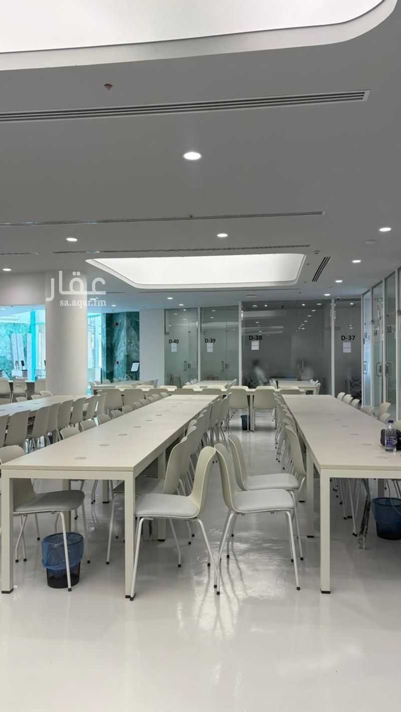 18 bedroom office in Al Aridh, Riyadh 16