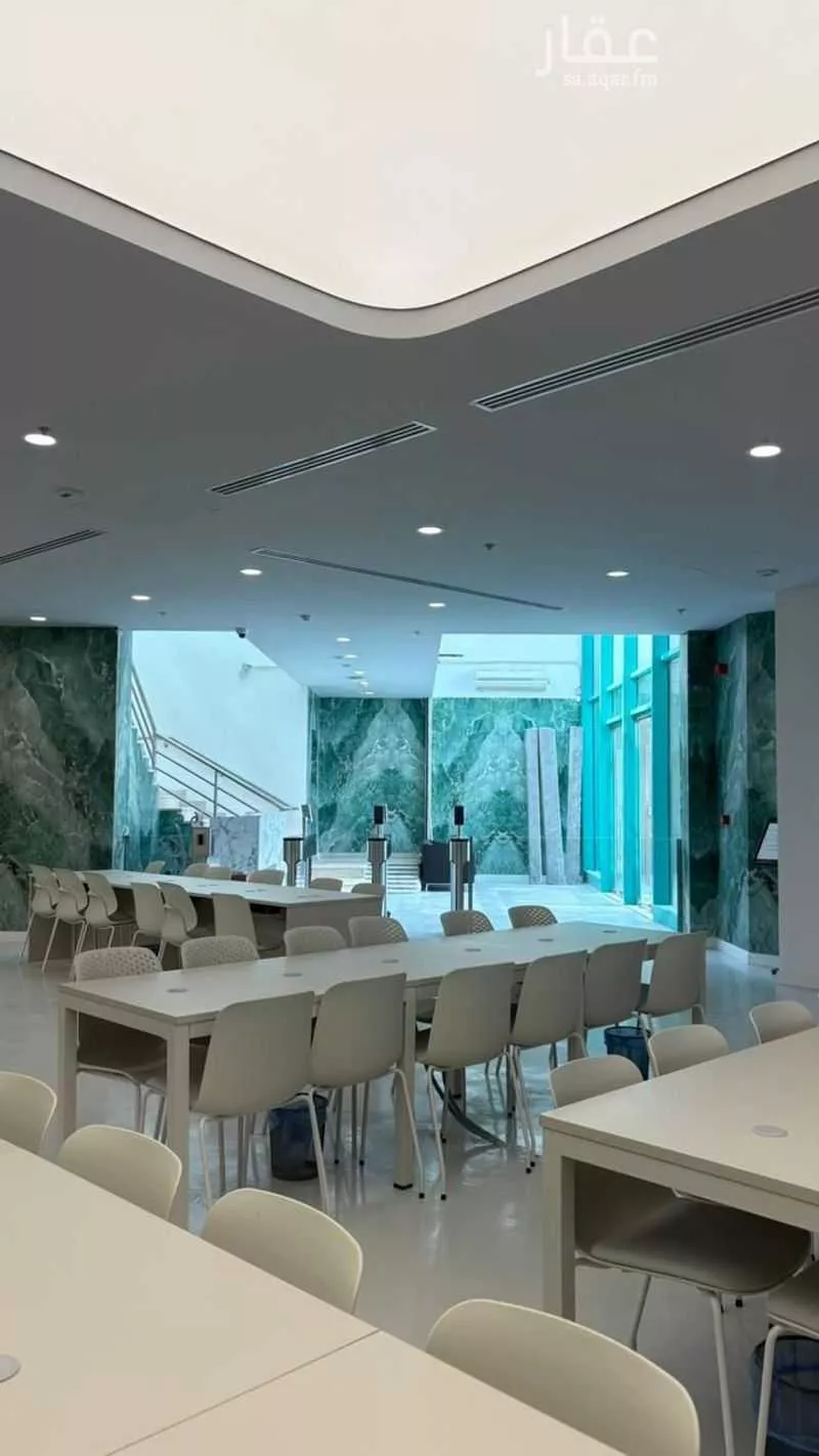 18 bedroom office in Al Aridh, Riyadh 17
