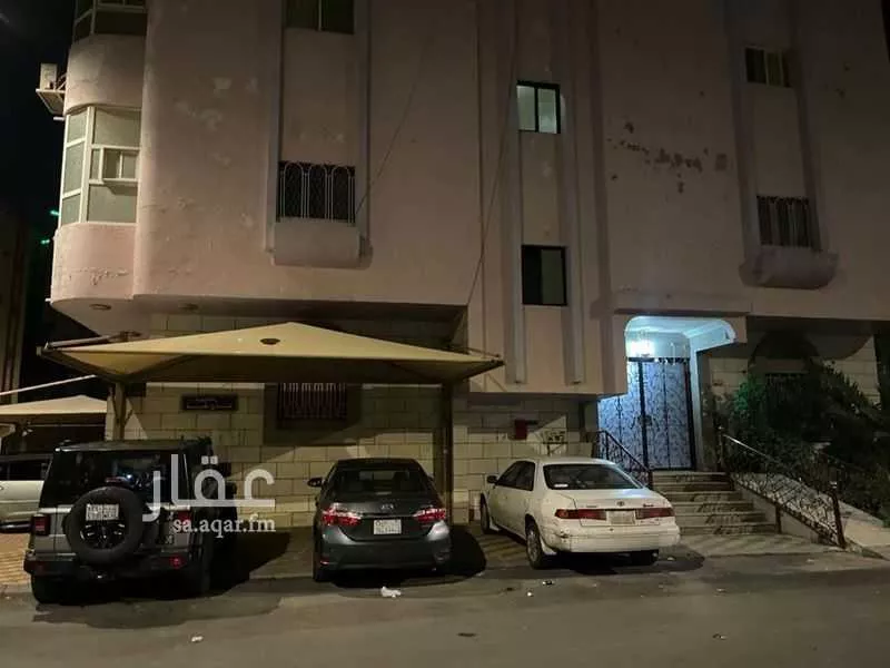 عقار 28 غرف في الجامعة، مكة