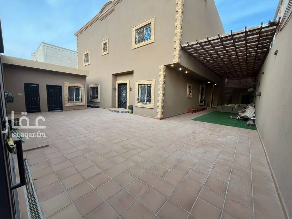 9 bedroom villa in At Taawon 2