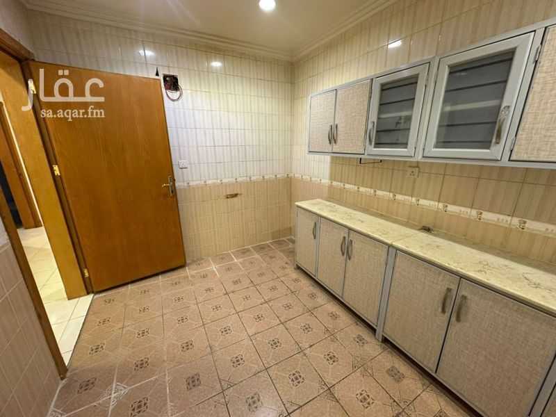 3 bedroom apartment in Laban, Riyadh 10