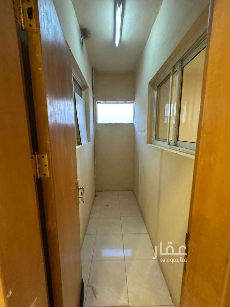 3 bedroom apartment in Laban, Riyadh 14