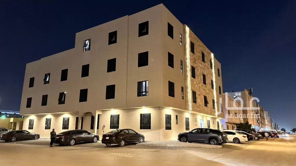 4 bedroom building in Granada, Riyadh 2