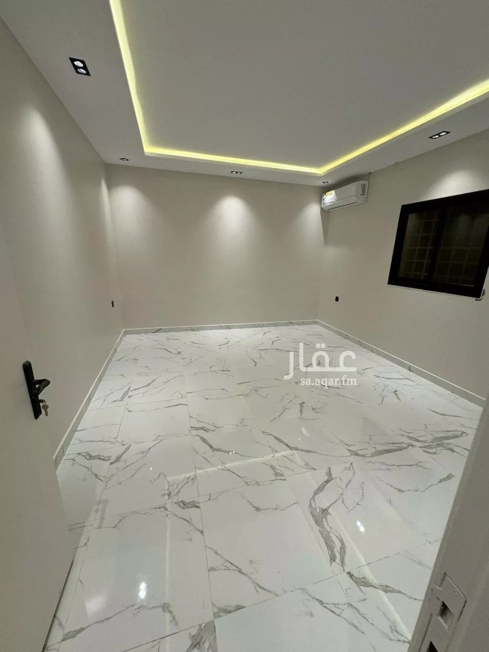 شقة 1 غرف في العارض 8