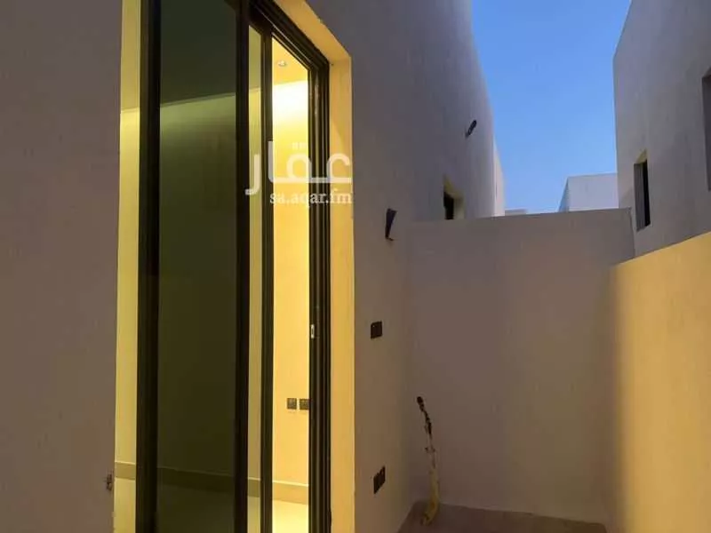 4 bedroom apartment in Al Qairawan 18