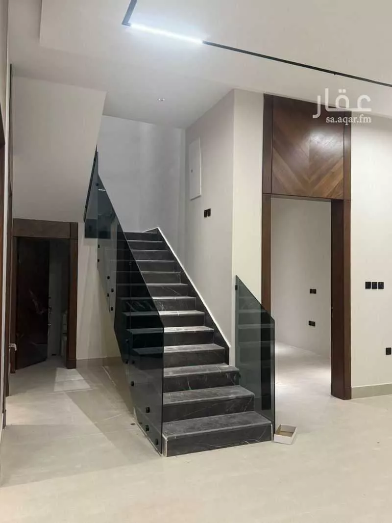 4 bedroom apartment in Al Qairawan 2