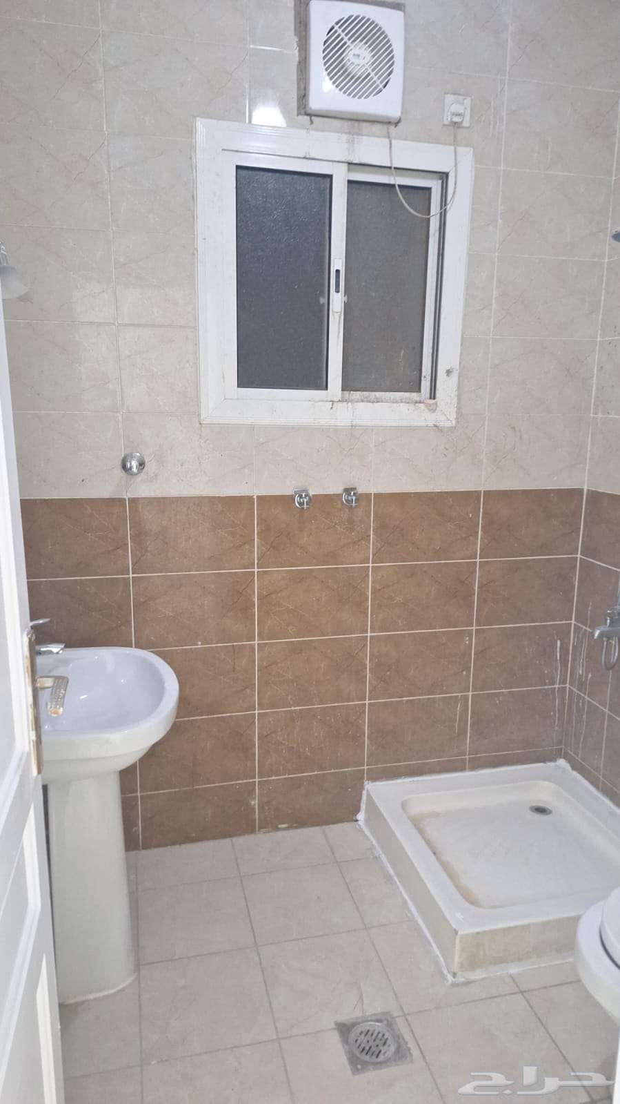 4 bedroom apartment in Al Jamawat, Madinah 4