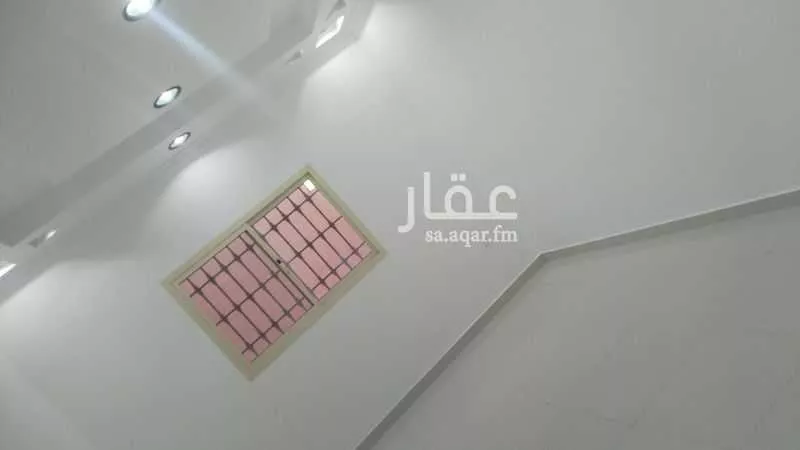 5 bedroom villa in Al Qairawan 11