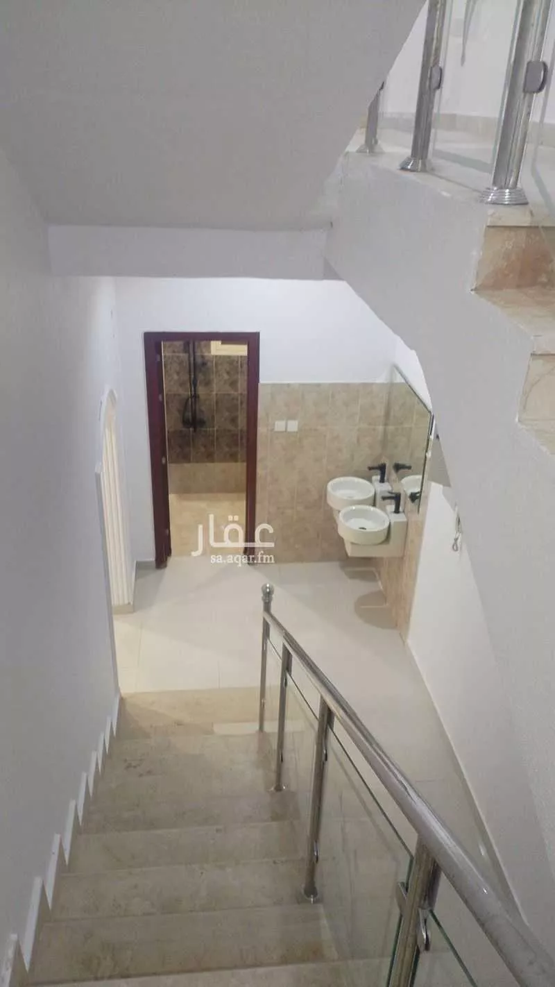 5 bedroom villa in Al Qairawan 22