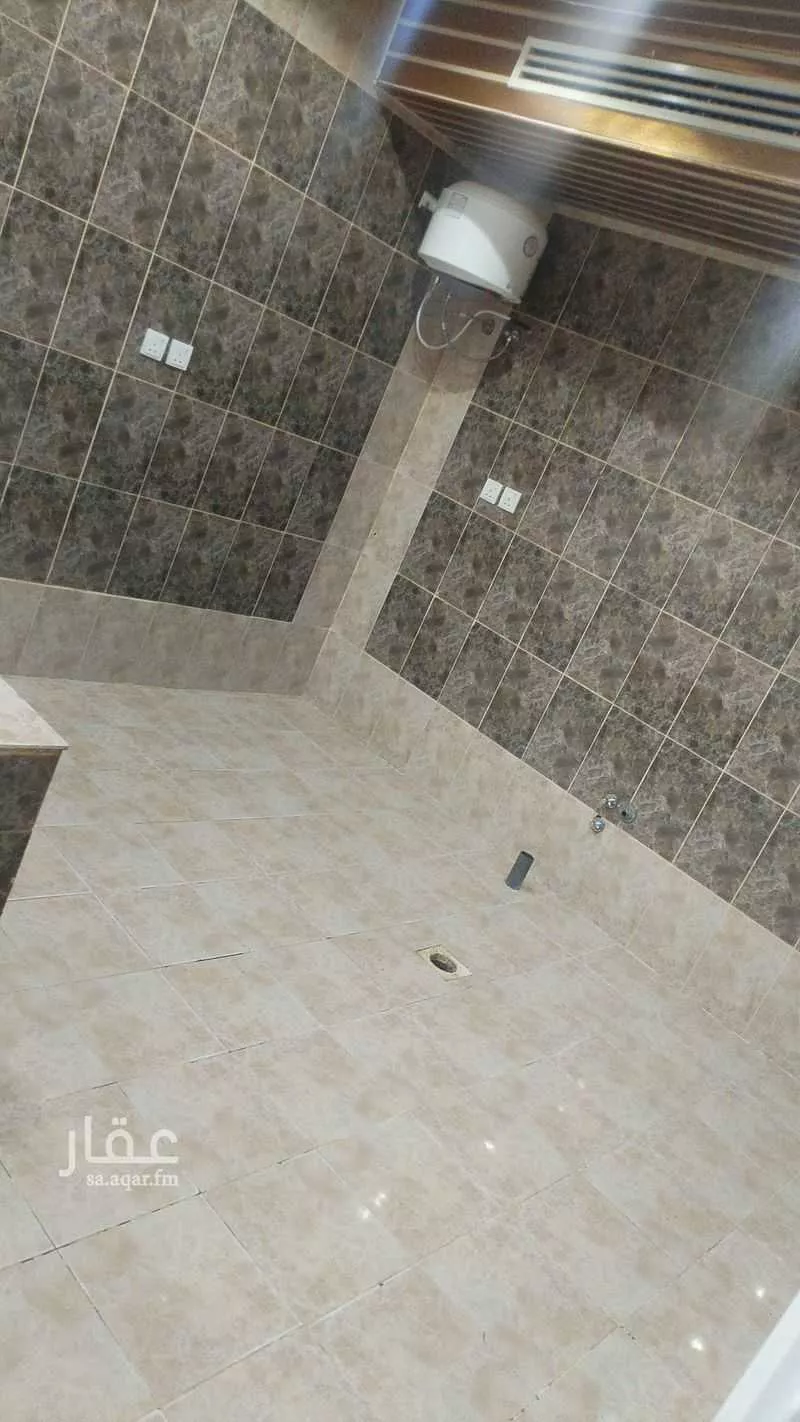 5 bedroom villa in Al Qairawan 6