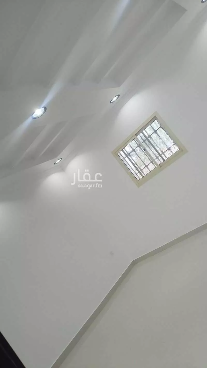 5 bedroom villa in Al Qairawan 10