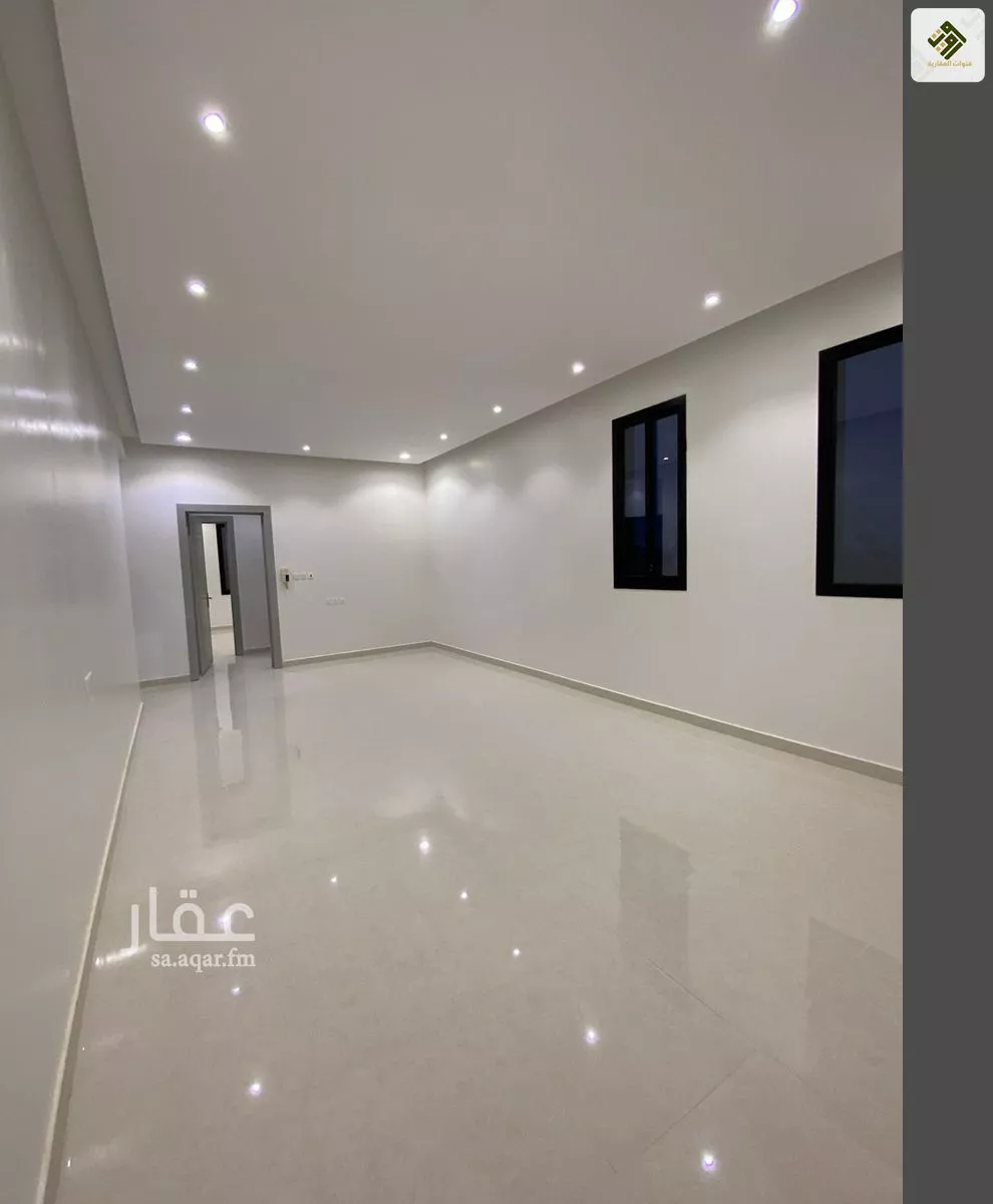 8 bedroom villa in Ash Sharq 16