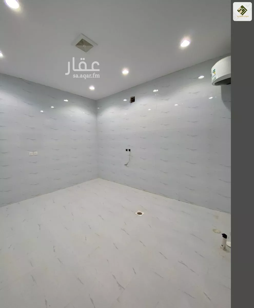 8 bedroom villa in Ash Sharq 23