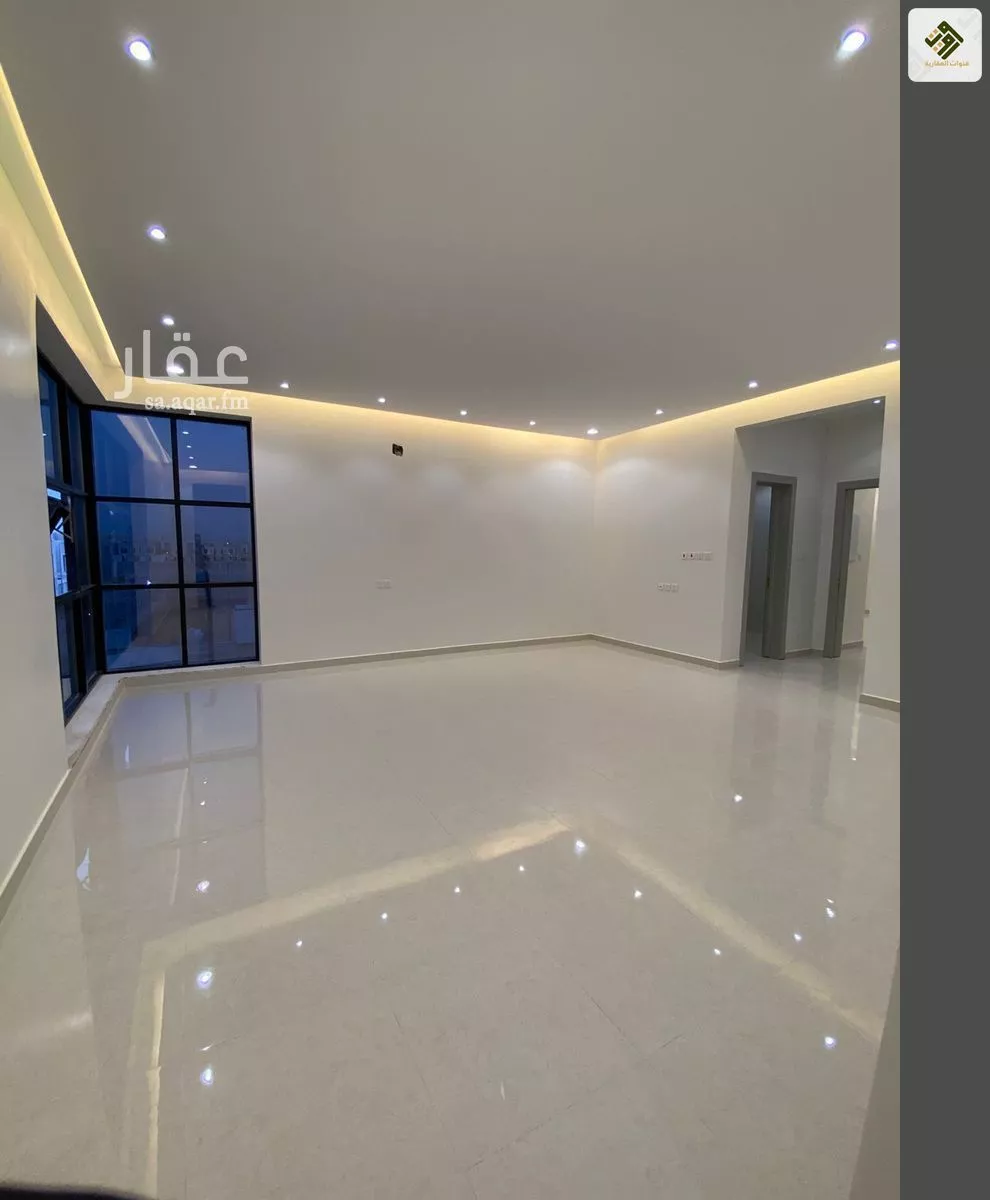 8 bedroom villa in Ash Sharq 24