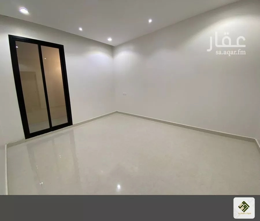 8 bedroom villa in Ash Sharq 6