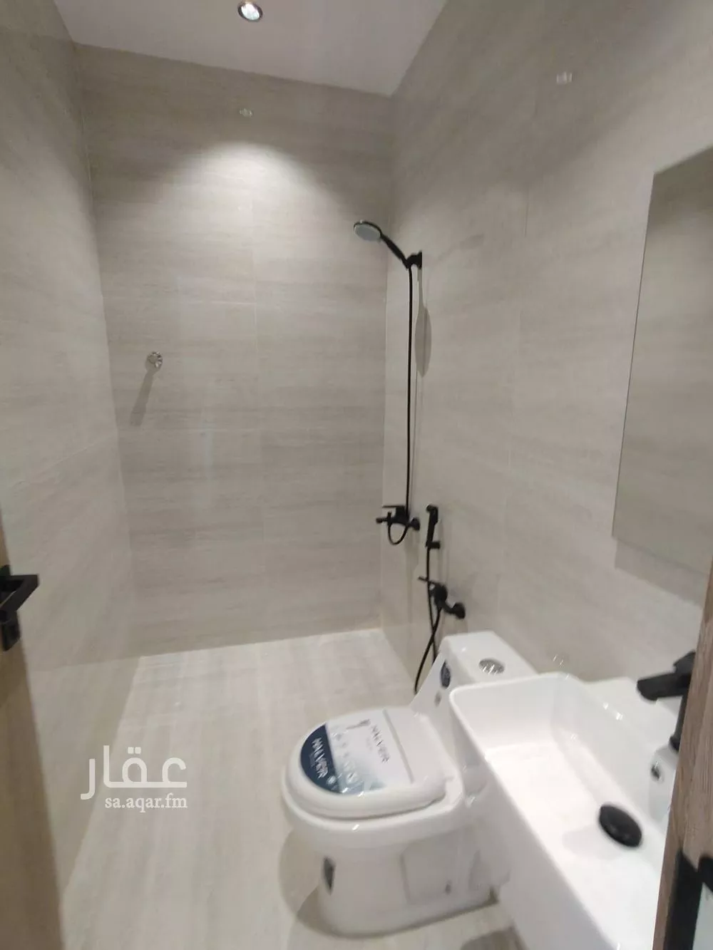 6 bedroom villa in Al Nahda 15