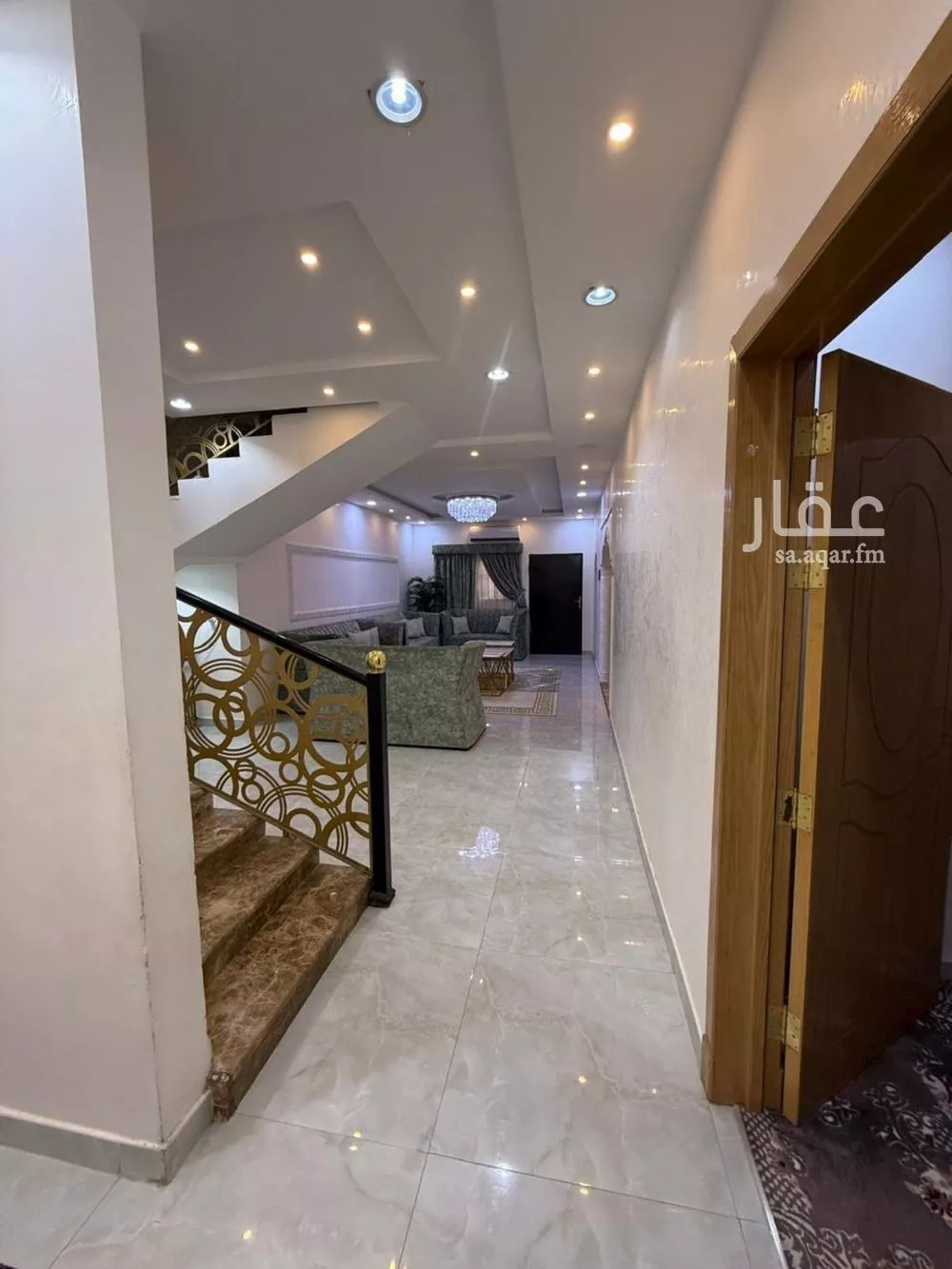 5 bedroom villa in Al Mahdiyyah 4