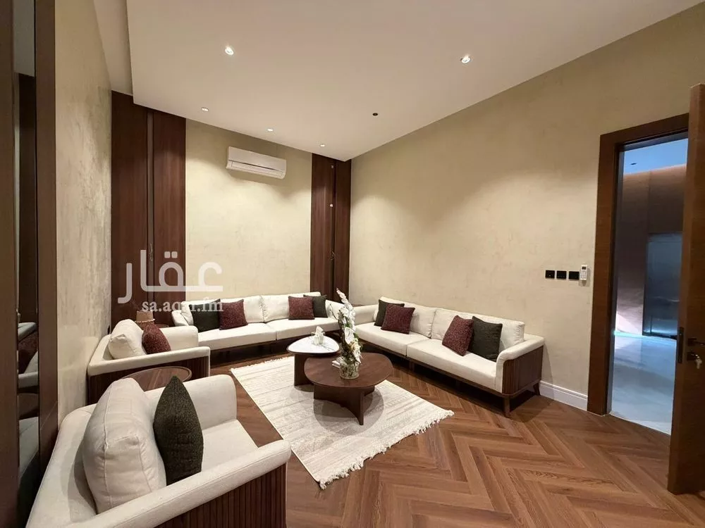 فيلا 16 غرف في العارض 6