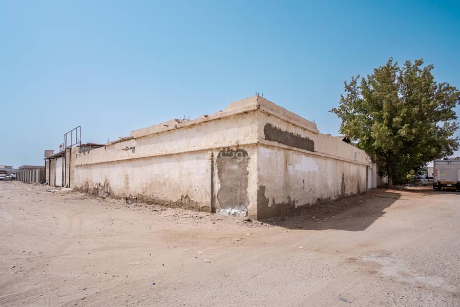 warehouse in Al Muntazahat, Jeddah 8