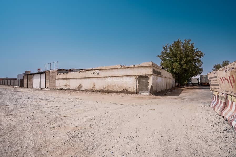 warehouse in Al Muntazahat, Jeddah 9