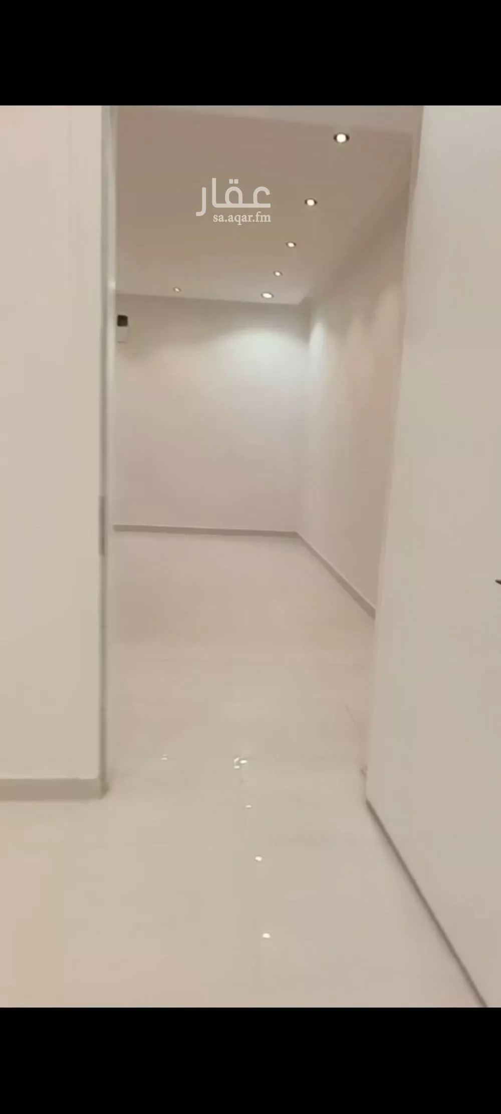 4 bedroom villa in Al Janadriyah 2