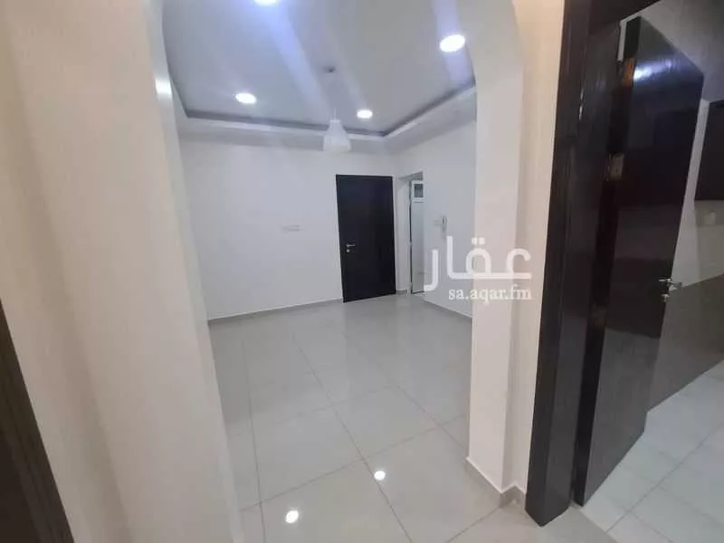 2 bedroom apartment in Al Aziziyah, Eastern Province 6