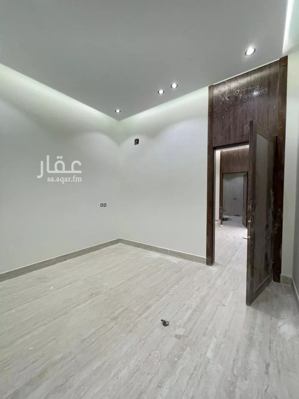 5 bedroom villa in Dhahrat Laban 17