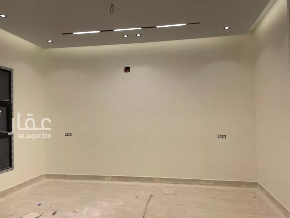 5 bedroom villa in Dhahrat Laban 7
