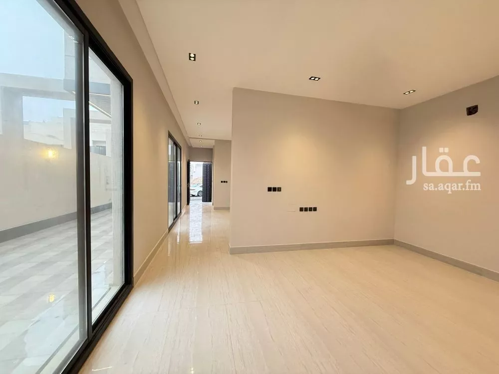 6 bedroom villa in Al Mahdiyyah 5