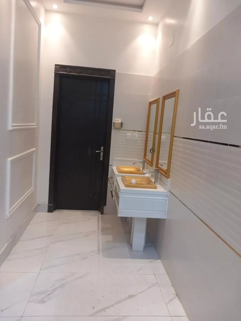5 bedroom villa in Dhahrat Laban 9