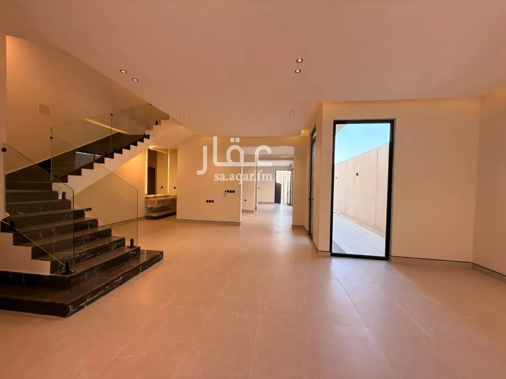 4 bedroom villa in Al Rimal, Riyadh 13