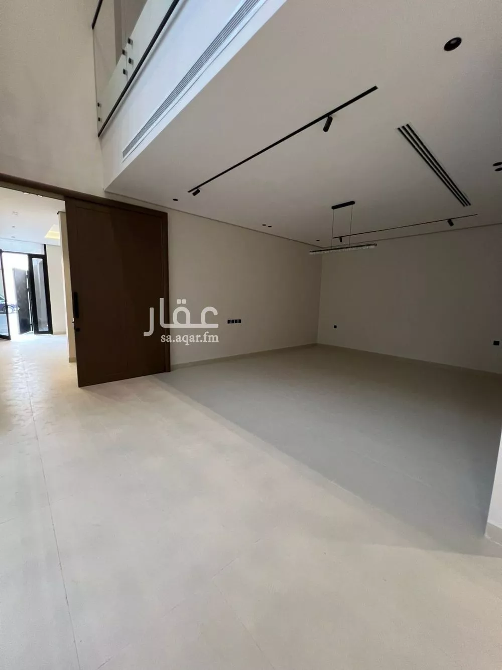 6 bedroom villa in Al Mahdiyyah 2