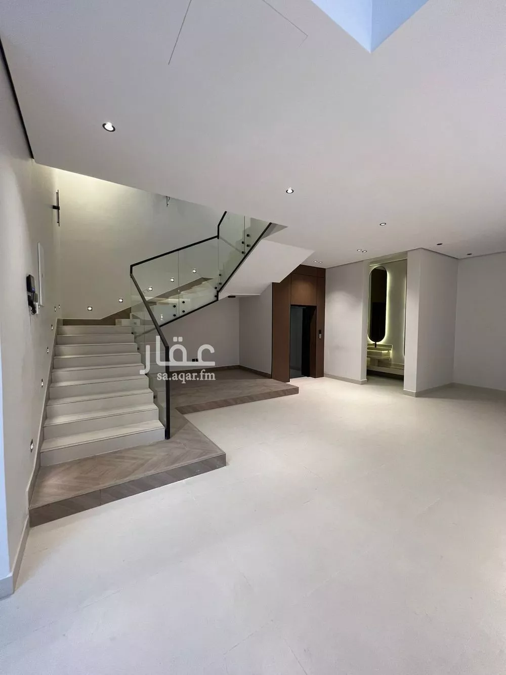 6 bedroom villa in Al Mahdiyyah 8