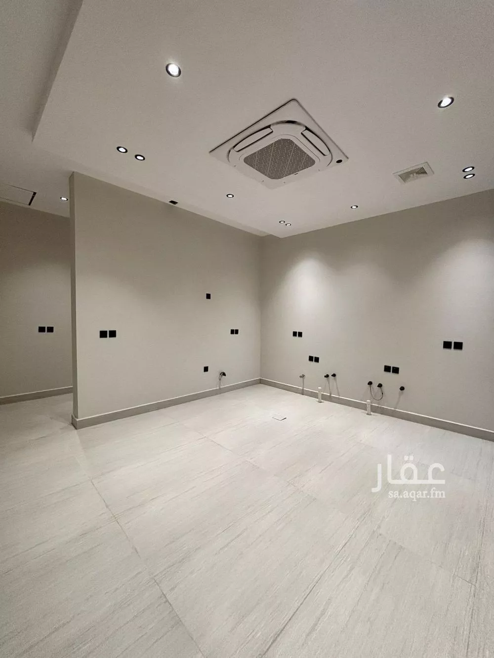 5 bedroom villa in Al Mahdiyyah 22