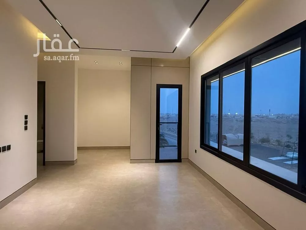 6 bedroom villa in Al Mahdiyyah 14