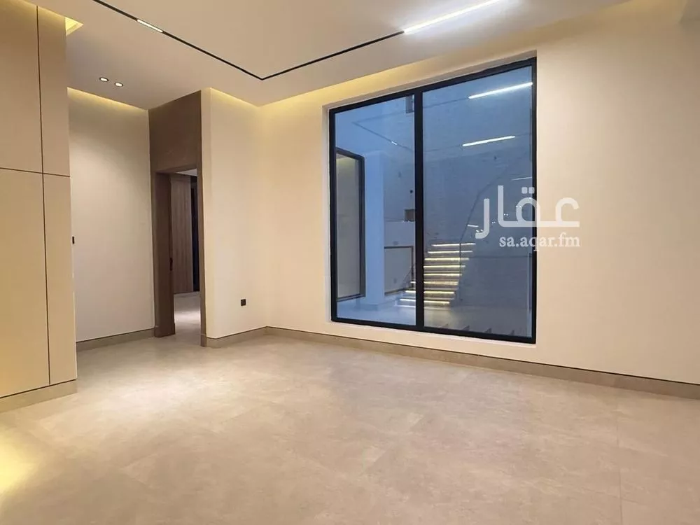 6 bedroom villa in Al Mahdiyyah 15
