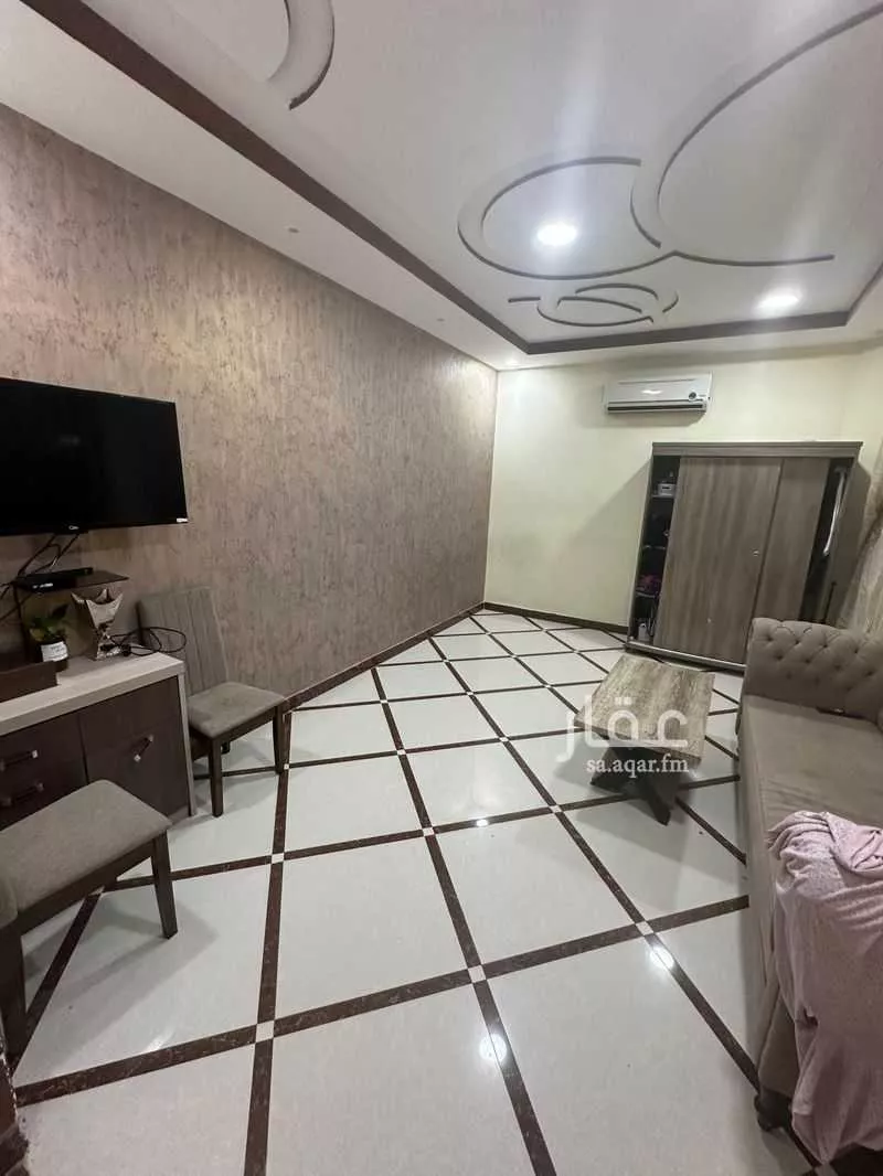 4 bedroom villa in Al Zahrah, Riyadh 3