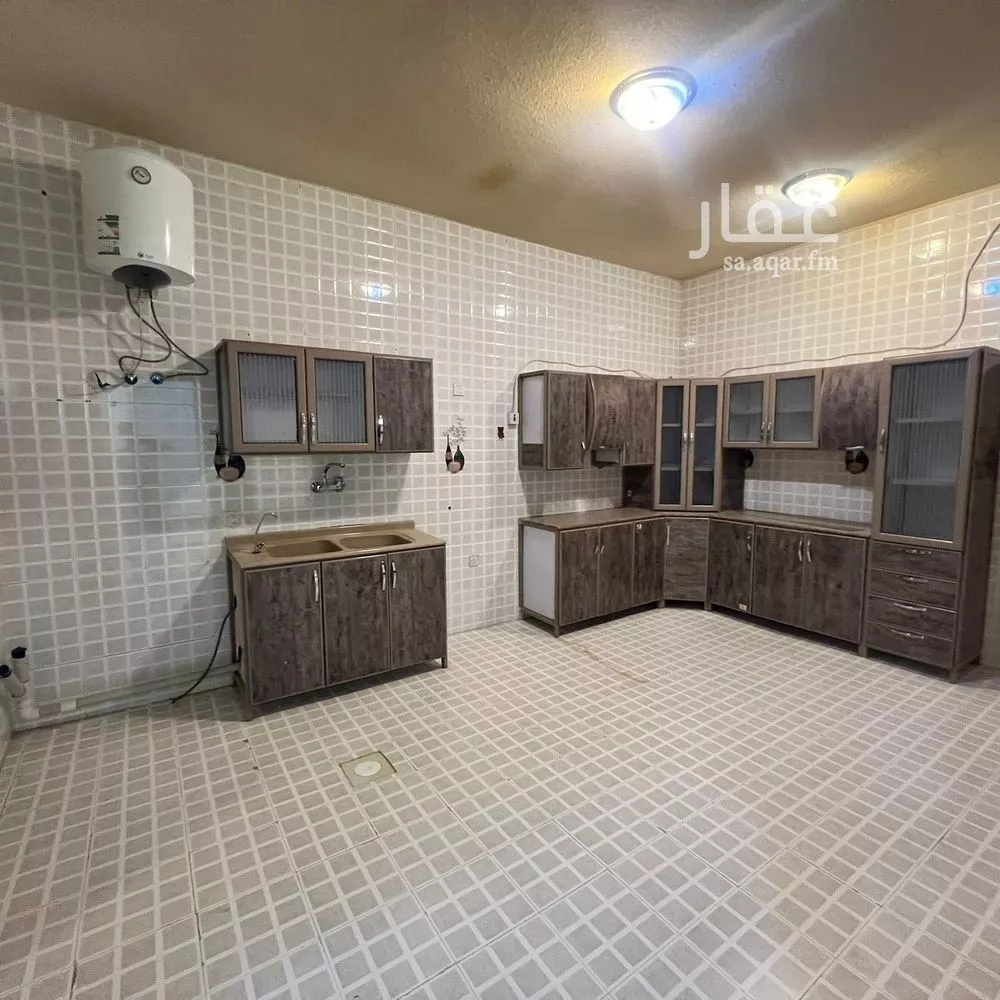 3 bedroom apartment in Al Munsiyah 7
