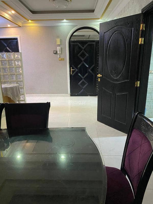 5 bedroom villa in Ulaishah, Riyadh 10