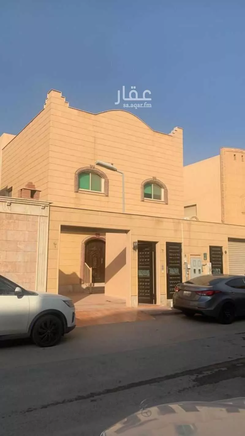 7 bedroom apartment in Al Sahafah 2