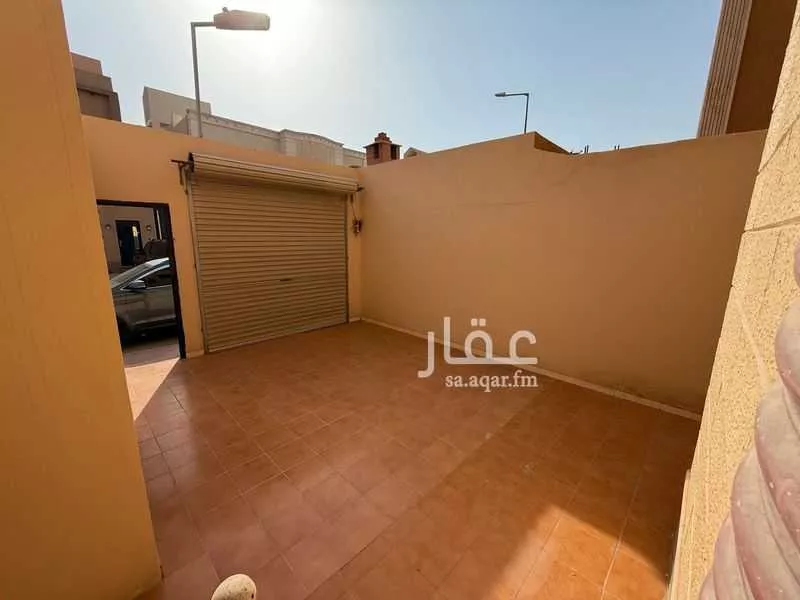 7 bedroom apartment in Al Sahafah 7