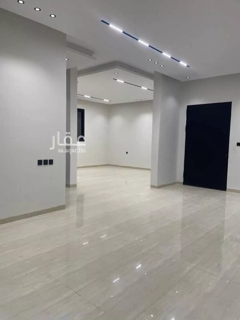 5 bedroom villa in Al Rimal 6