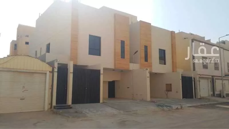 4 bedroom villa in Al Hazm 5