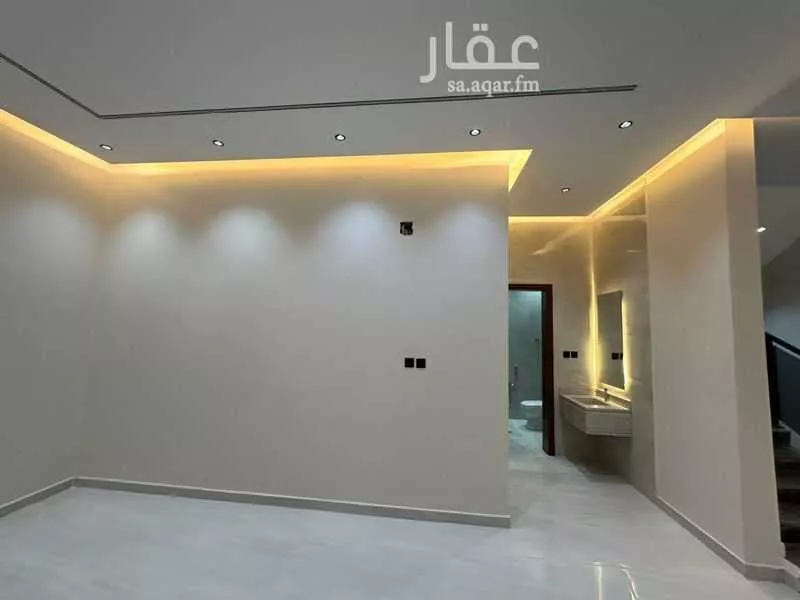 5 bedroom villa in An Nadhim 2