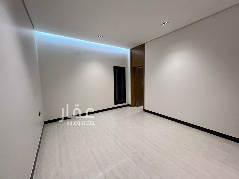 5 bedroom villa in Al Rimal 13