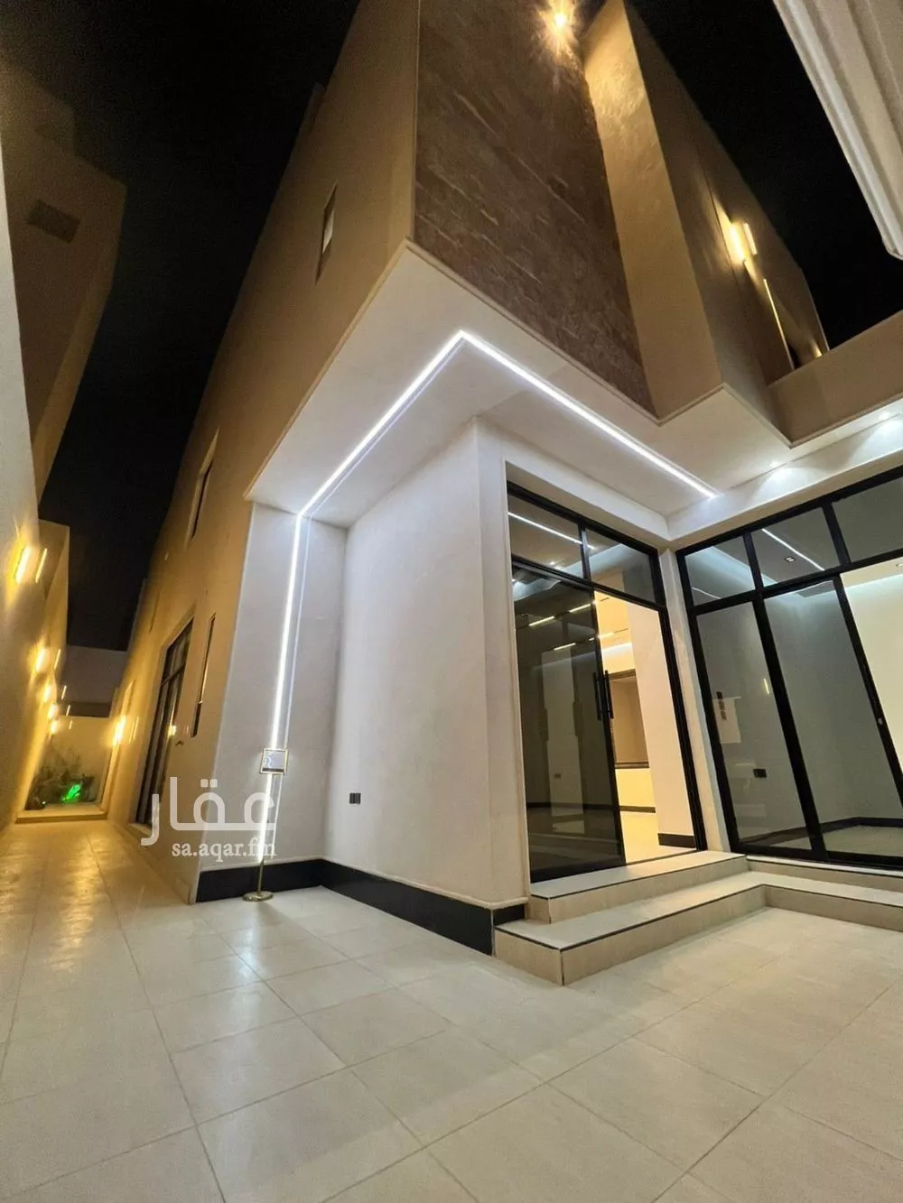 5 bedroom villa in Al Rimal 5