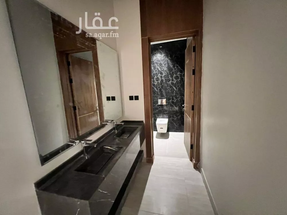 فيلا 5 غرف في الرمال 20