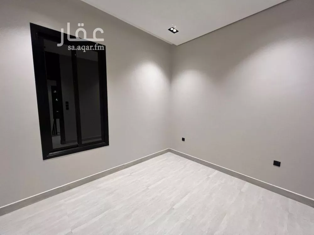 فيلا 5 غرف في الرمال 21